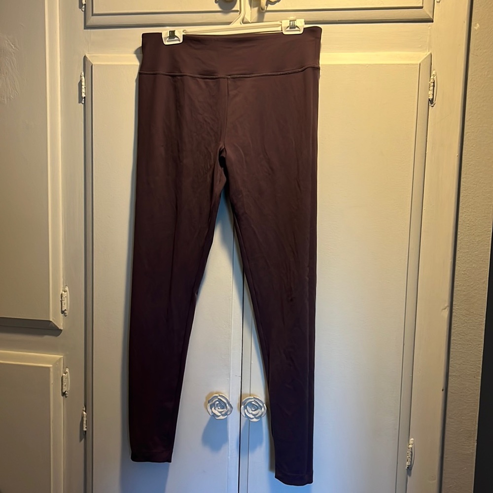 dan skin leggings